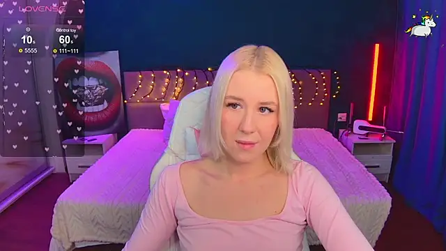 Snapshot of Selenatrend chatting on February 1, 2026, 6:22 am Selenatrend online show from February 1, 2026, 6:22 am