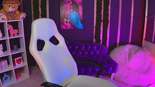 Selenatrend online show from April 19, 2026, 6:03 am