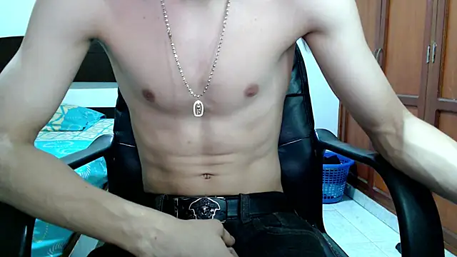 Snapshot of Dei_v_48 chatting on October 20, 2025, 5:53 am Dei v 48 online show from October 20, 2025, 5:53 am