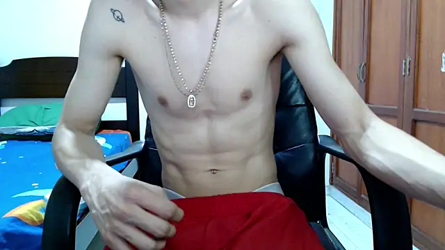 Snapshot of Dei_v_48 chatting on December 1, 2025, 10:32 pm Dei v 48 online show from December 1, 2025, 10:32 pm