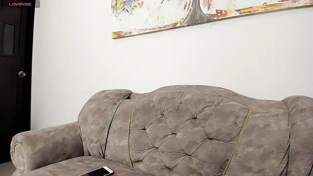 Snapshot of Dei_v_48 chatting on March 14, 2025, 4:32 am Dei v 48 online show from March 14, 2025, 4:32 am