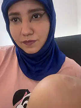 hannahayat online show from July 3, 2026, 3:40 pm