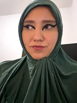 hannahayat online show from November 2, 2025, 2:33 pm