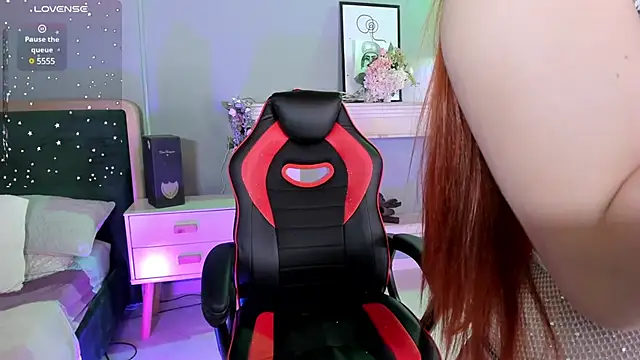 Snapshot of tiffany_becker chatting on February 27, 2025, 8:31 pm tiffany becker online show from February 27, 2025, 8:31 pm