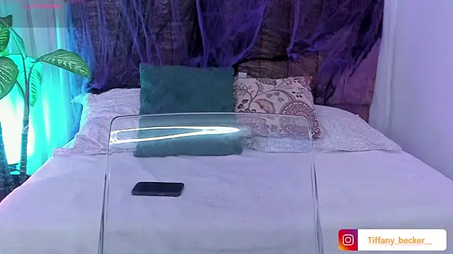 Snapshot of tiffany_becker chatting on October 18, 2025, 11:56 am tiffany becker online show from October 18, 2025, 11:56 am