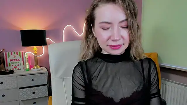 Mia Tasty online show from October 29, 2025, 7:40 am