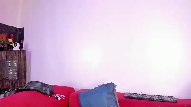 Snapshot of Chanelle_ chatting on October 31, 2025, 2:24 pm Chanelle online show from October 31, 2025, 2:24 pm