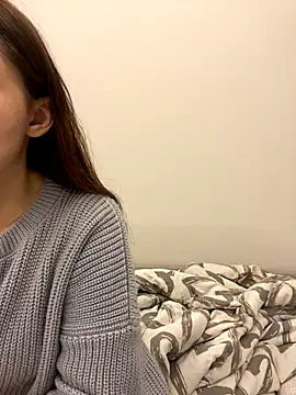 AnaWest online show from November 14, 2025, 4:27 am