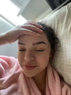 Snapshot of AnaWest chatting on February 26, 2025, 7:12 am AnaWest online show from February 26, 2025, 7:12 am