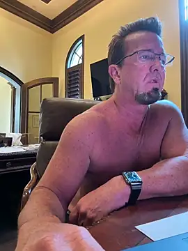 sluttydylan online show from February 5, 2026, 6:37 pm