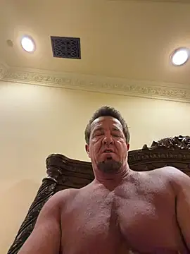 sluttydylan online show from June 13, 2026, 8:12 am