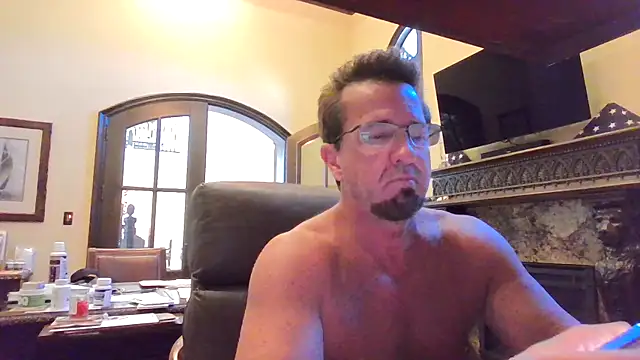 sluttydylan online show from March 17, 2026, 6:22 pm