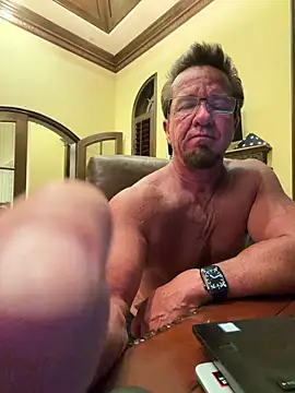 sluttydylan online show from June 14, 2026, 11:44 am
