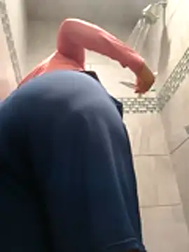 Snapshot of madamsensuale chatting on December 5, 2025, 9:12 pm madamsensuale online show from December 5, 2025, 9:12 pm