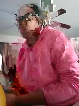 Snapshot of madamsensuale chatting on December 4, 2025, 2:16 pm madamsensuale online show from December 4, 2025, 2:16 pm