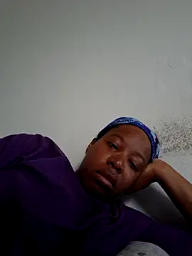 Snapshot of madamsensuale chatting on October 8, 2025, 1:01 pm madamsensuale online show from October 8, 2025, 1:01 pm