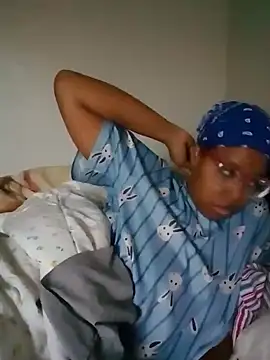 Snapshot of madamsensuale chatting on December 31, 2024, 8:23 pm madamsensuale online show from December 31, 2024, 8:23 pm