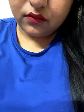 Snapshot of smile_pretty chatting on October 17, 2025, 7:04 pm smile pretty online show from October 17, 2025, 7:04 pm