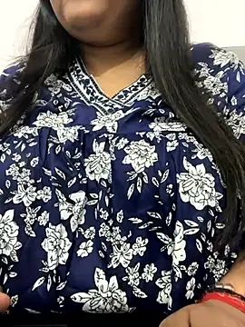 Snapshot of smile_pretty chatting on September 15, 2025, 7:25 pm smile pretty online show from September 15, 2025, 7:25 pm