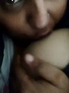 Snapshot of smile_pretty chatting on January 3, 2025, 10:08 pm smile pretty online show from January 3, 2025, 10:08 pm