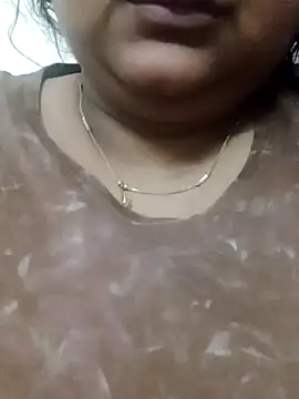 Snapshot of smile_pretty chatting on December 27, 2024, 8:28 pm smile pretty online show from December 27, 2024, 8:28 pm