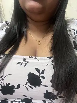 Snapshot of smile_pretty chatting on March 5, 2025, 5:50 pm smile pretty online show from March 5, 2025, 5:50 pm