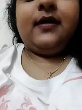 Snapshot of smile_pretty chatting on January 18, 2025, 9:34 pm smile pretty online show from January 18, 2025, 9:34 pm