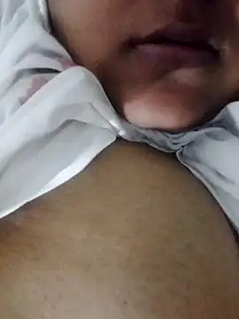 Snapshot of smile_pretty chatting on January 2, 2025, 6:56 pm smile pretty online show from January 2, 2025, 6:56 pm