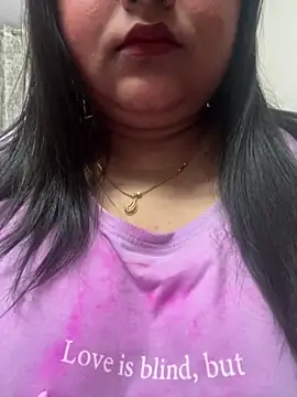 Snapshot of smile_pretty chatting on March 13, 2025, 6:23 pm smile pretty online show from March 13, 2025, 6:23 pm