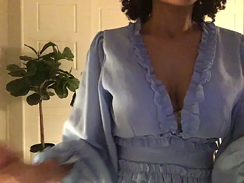 Snapshot of loveofbea chatting on January 29, 2025, 9:23 am loveofbea online show from January 29, 2025, 9:23 am