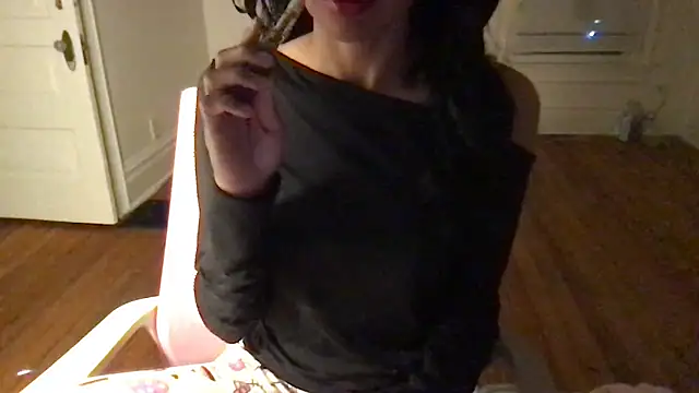 loveofbea online show from February 10, 2026, 11:42 am