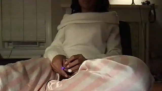 Snapshot of loveofbea chatting on November 23, 2025, 12:53 am loveofbea online show from November 23, 2025, 12:53 am