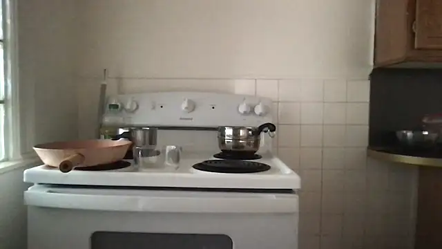 loveofbea online show from February 17, 2026, 7:11 pm