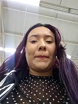 Snapshot of Blushing_Katy chatting on January 31, 2025, 11:24 pm Blushing Katy online show from January 31, 2025, 11:24 pm