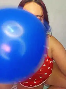 Blushing Katy online show from February 14, 2026, 3:23 pm