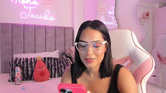 Snapshot of jacobss_gh chatting on November 7, 2025, 7:29 pm jacobss gh online show from November 7, 2025, 7:29 pm