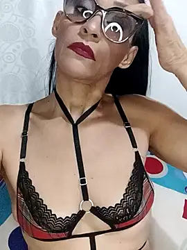 Snapshot of BarbaraMature chatting on September 28, 2025, 6:26 pm BarbaraMature online show from September 28, 2025, 6:26 pm