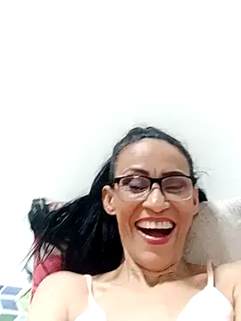 Snapshot of BarbaraMature chatting on January 8, 2026, 3:29 pm BarbaraMature online show from January 8, 2026, 3:29 pm