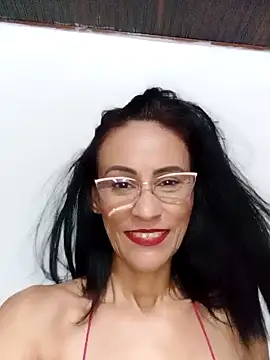 Snapshot of BarbaraMature chatting on January 15, 2025, 7:23 pm BarbaraMature online show from January 15, 2025, 7:23 pm