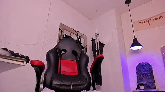 Snapshot of angel_hardy_dl chatting on October 22, 2025, 10:47 am angel hardy dl online show from October 22, 2025, 10:47 am