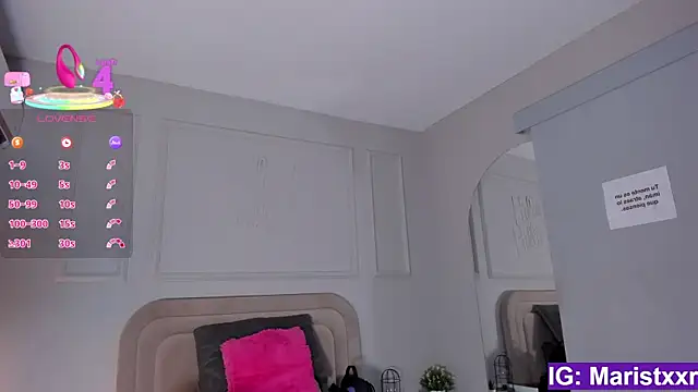 Maristxxr online show from November 12, 2025, 7:40 pm