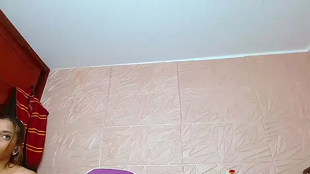 Snapshot of kendallsweet7 chatting on September 25, 2025, 8:04 pm kendallsweet7 online show from September 25, 2025, 8:04 pm