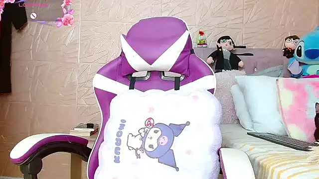 Snapshot of kendallsweet7 chatting on November 6, 2025, 7:40 pm kendallsweet7 online show from November 6, 2025, 7:40 pm