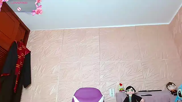 Snapshot of kendallsweet7 chatting on November 8, 2025, 7:50 pm kendallsweet7 online show from November 8, 2025, 7:50 pm