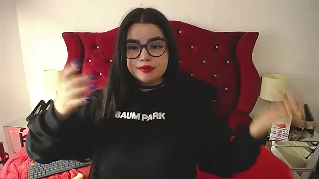 Snapshot of BrithneyLee_ chatting on February 19, 2025, 11:57 pm BrithneyLee online show from February 19, 2025, 11:57 pm