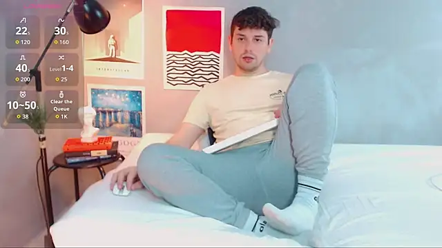 Snapshot of Elio555 chatting on October 12, 2025, 7:59 pm Elio555 online show from October 12, 2025, 7:59 pm