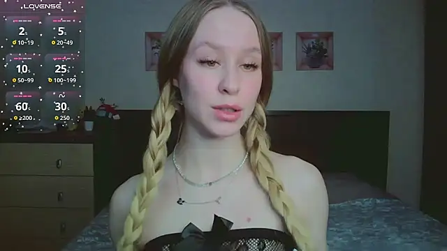 Snapshot of Lily__Devil chatting on February 15, 2026, 3:55 pm Lily Devil online show from February 15, 2026, 3:55 pm