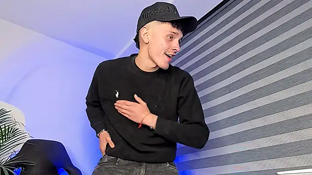 Snapshot of bastia_noooo chatting on September 24, 2025, 5:03 am bastia noooo online show from September 24, 2025, 5:03 am