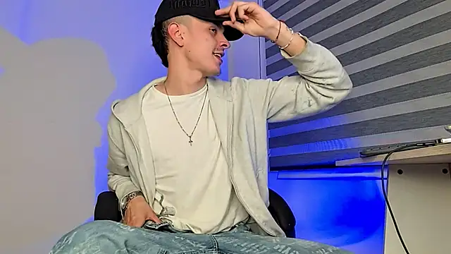 Snapshot of bastia_noooo chatting on September 11, 2025, 6:24 am bastia noooo online show from September 11, 2025, 6:24 am