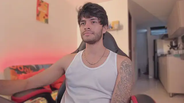 justin stark7 online show from November 13, 2025, 8:57 pm